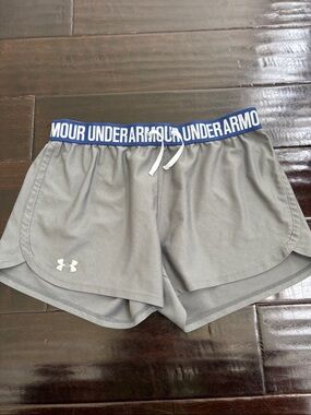 Under Armour Women's Gray Athletic Shorts with Navy Branded Waistband